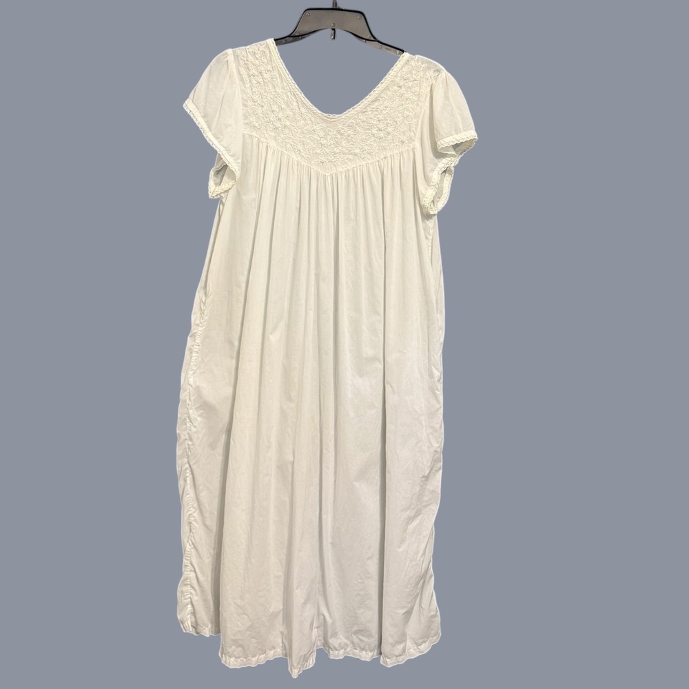Vintage Chance Encounter 100% Cotton Embroidered Maxi Nightgown Dress L Flawless